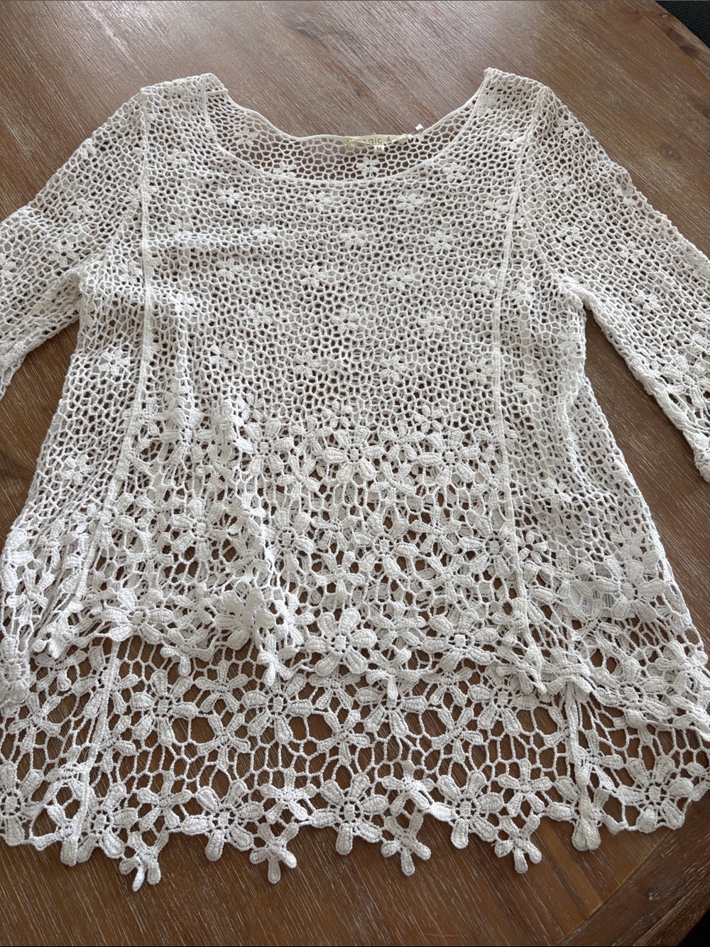 NWOT Mosaic & Co Delicate White Crochet Floral Tunic Size Medium